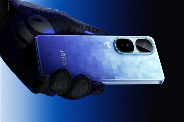 2379.15元起 iQOO Neo10 Pro+開(kāi)售1小時(shí)銷量超上代全天銷量