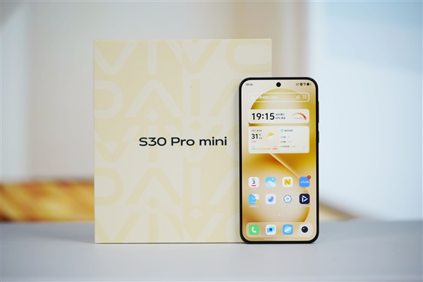 6.31英寸完美小直屏！vivo S30 Pro mini圖賞