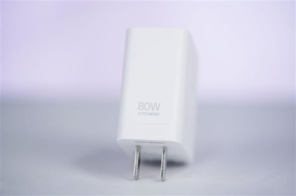 OPPO首款內(nèi)置風(fēng)扇手機(jī)！OPPO K13 Turbo Pro圖賞