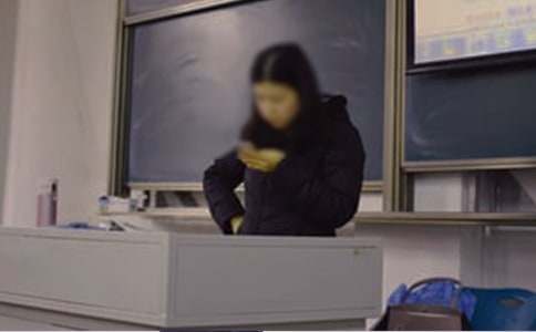 實用我的小學班主任作文