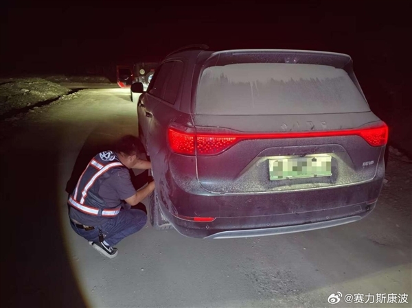 問界M9衛(wèi)星救援脫困！中國(guó)電信：已有6家車企推出直連衛(wèi)星車型