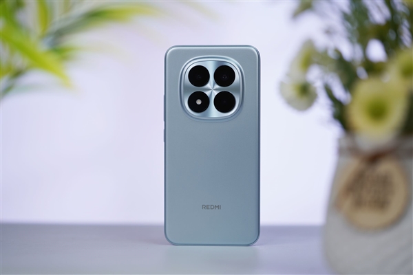 REDMI首款衛(wèi)星通信手機！REDMI Note 15 Pro+圖賞