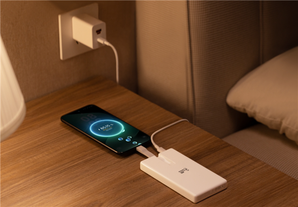 李小龍回應用華為充電寶充大疆Pocket 3會充爆：沒任何問題